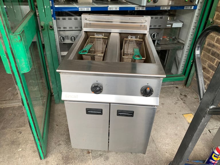 image for SERVICED TESTED 3 MONTHS WARRANTY KITCHEN EQUIPMENT GAS LINCAT OPUS MODEL CATERING COMMERCIAL 