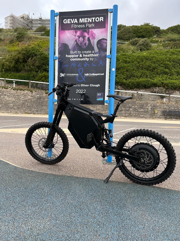 Stealth bomber electric bike