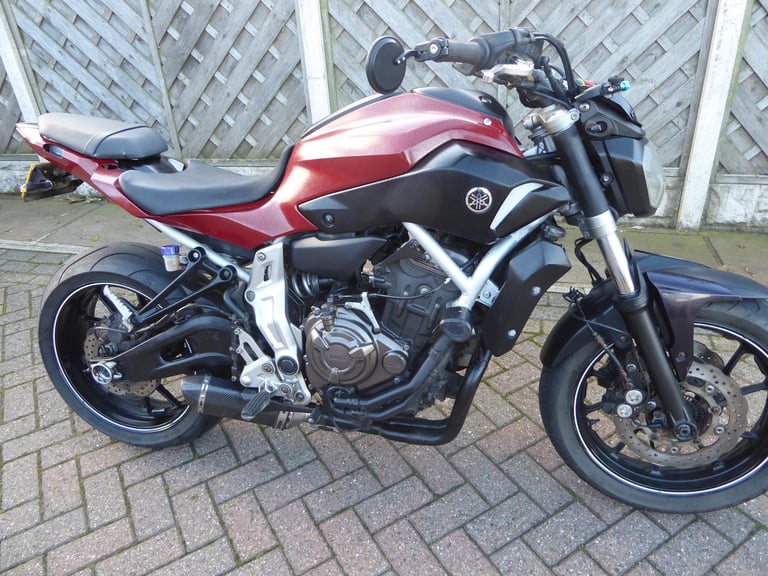 YAMAHA MT 07 14 REG PART HISTORY OWNERS BOOK 4 INTO EXHUAST 1 YRS MOT