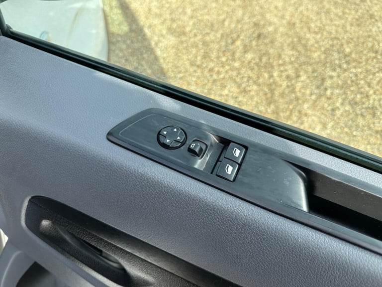 2020 Vauxhall Vivaro 1.5 Turbo D 2900 Dynamic L2 H1 Euro 6 (s/s) 6dr PANEL VAN Diesel Manual