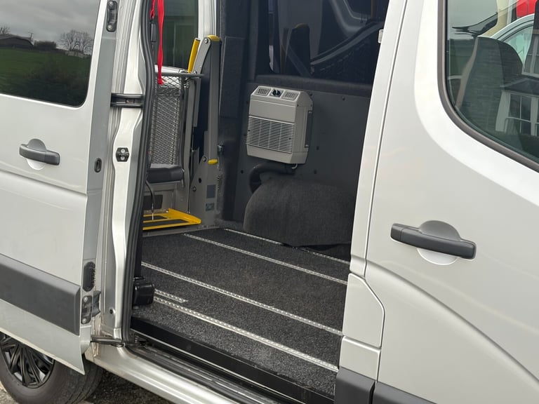 2017 Renault Master SL28dCi 110 Business WHEELCHAIR ACCESS/CAMPER PANEL VAN Diesel Manual