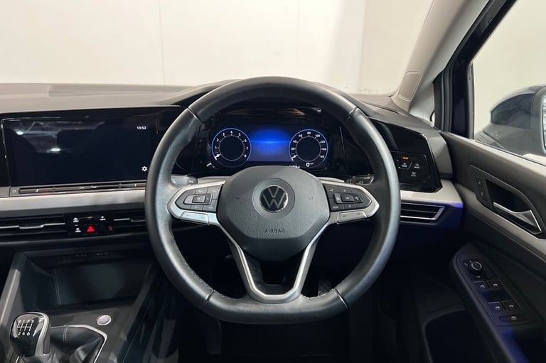 2021 21 VOLKSWAGEN GOLF 1.5 TSI LIFE HATCHBACK 5DR PETROL MANUAL EURO 6 (S/S) (1