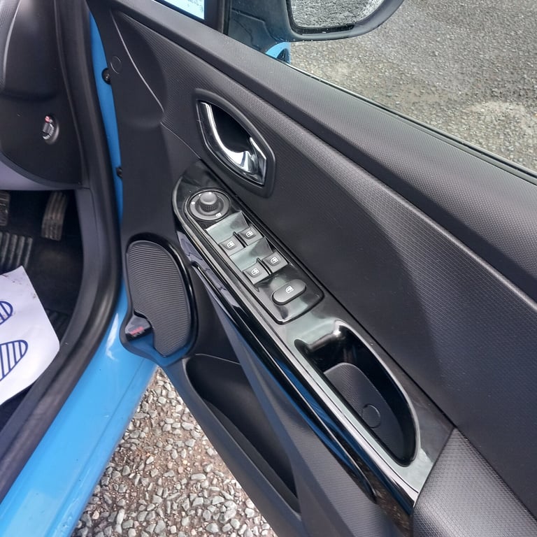 2013 Renault Clio 1.5 dCi 90 Dynamique S MediaNav Energy 5dr HATCHBACK Diesel Manual