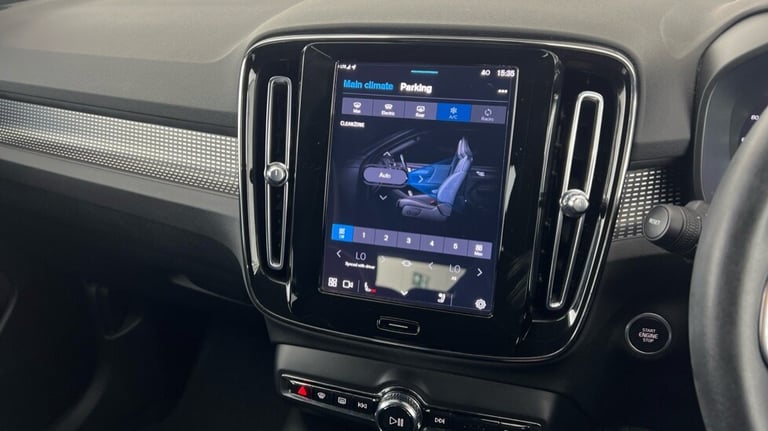 2024 Volvo XC40 Plus, B3 Mild hybrid, Petrol, Dark Estate Petrol Automatic