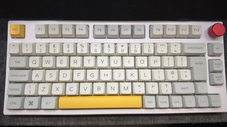 Epomaker TH80 pro mechanical keyboard