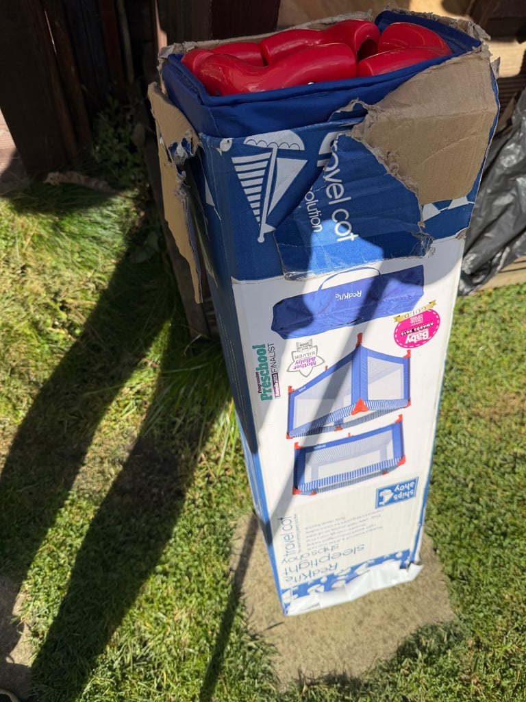 baby travel cot