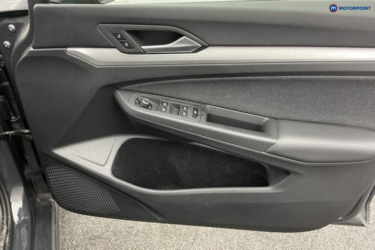 2023 Volkswagen Golf 1.5 TSI Life 5dr Hatchback Petrol Manual