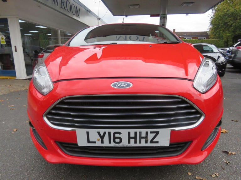 2016 Ford Fiesta 1.0T EcoBoost Zetec Euro 6 (s/s) 5dr HATCHBACK Petrol Manual