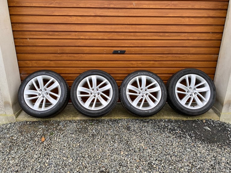 image for Alloy wheels 