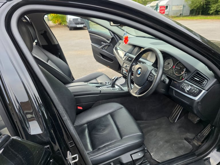 2012 BMW 5 Series 520d SE 4dr Step Auto [Start Stop] 8 SPEEDS NEW SHAPE SALOON Diesel Automatic
