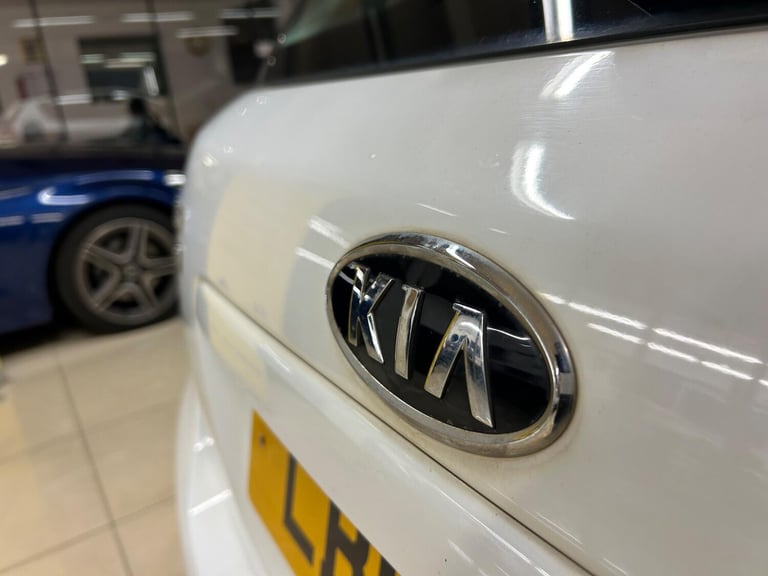 2011 Kia Ceed 1.4 1 Euro 5 5dr HATCHBACK Petrol Manual