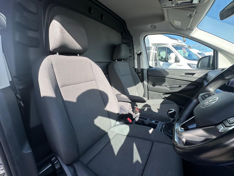 2022 Volkswagen Caddy 2.0 TDI C20 Commerce Pro SWB Euro 6 (s/s) 5dr PANEL VAN Diesel Manual