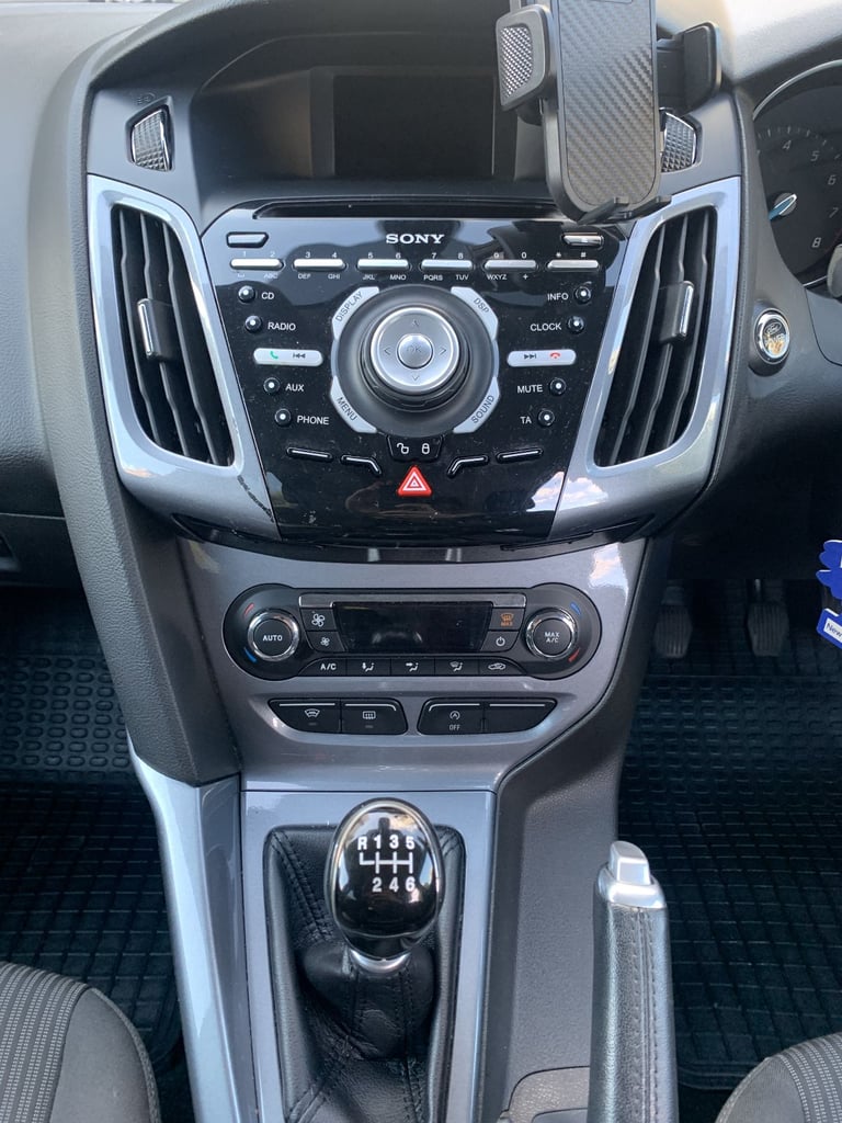 Ford, FOCUS, Hatchback, 2013, Manual, 998 (cc), 5 doors