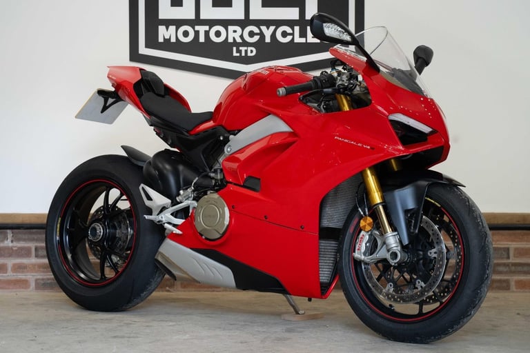 2018 Ducati Panigale V4S, only 8k miles, FSH, full PPF