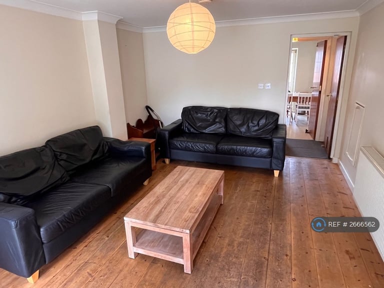 4 bedroom house in Berkeley Close, Southampton, SO15 (4 bed) (#2666562)