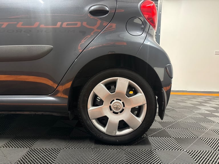 2006 Toyota AYGO 1.0 VVT-i + 5dr MMT HATCHBACK Petrol Automatic