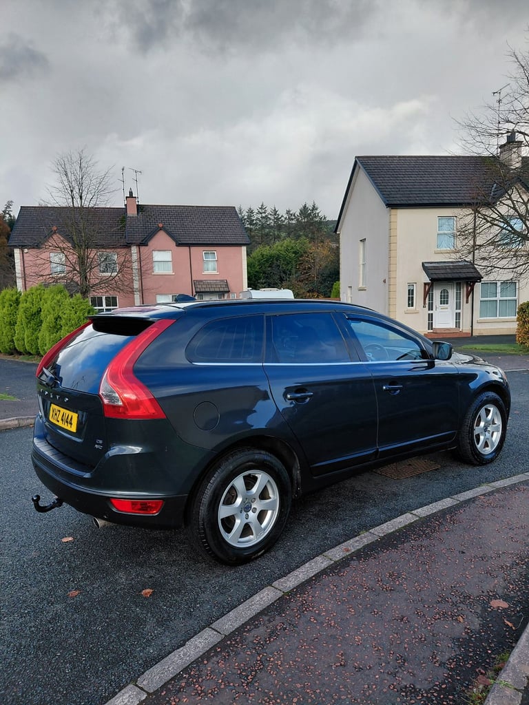 2010 volvo xc60 2.4D D5 auto jeep