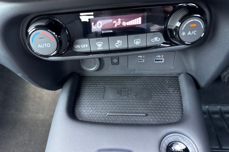 2025 Nissan Juke 1.6 Hybrid N-Connecta 5dr Auto Hatchback Hybrid Automatic