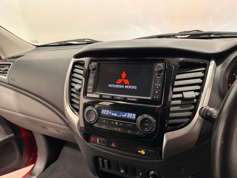 2016 Mitsubishi L200 2.4 DI-D DC Barbarian Pickup Double Cab 4dr Diesel Auto 4WD Euro 5 (178 ps) ...