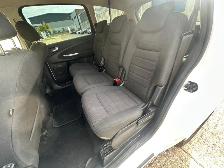2011 Ford S-Max 2.0 TDCi 140 Titanium 5dr MPV Diesel Manual