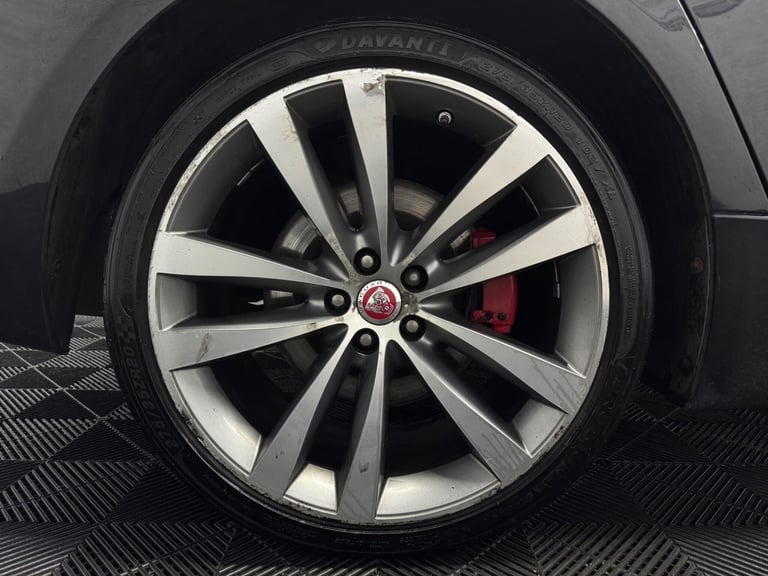 2014 Jaguar XJ 3.0d V6 Premium Luxury Auto Euro 5 (s/s) 4dr SALOON Diesel Automatic