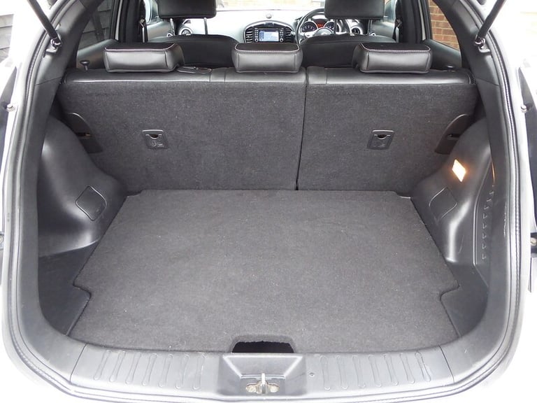 2014 Nissan Juke 1.2 DiG-T Tekna 5dr HATCHBACK PETROL Manual