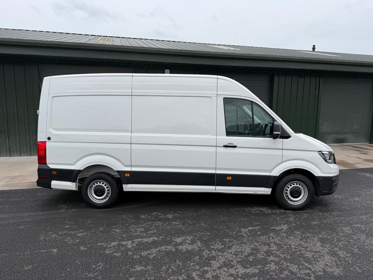 VOLKSWAGEN CRAFTER TRENDLINE 2.0TDI 140 MWB HIGH ROOF EURO 6 ***NO VAT***