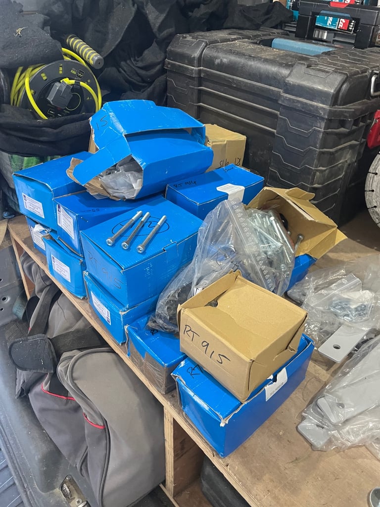 Bolts socket head cap machine screw 20 boxes available 
