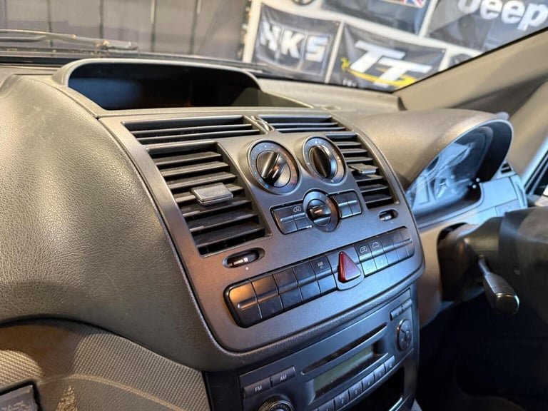 MERCEDES-BENZ VITO 2.1 111CDI Compact Panel Van SWB 5dr 2009
