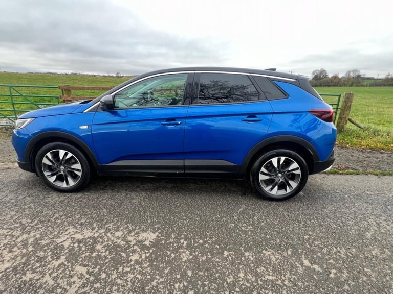 VAUXHALL GRANDLAND X 1.5 Turbo D SRi Nav 2020