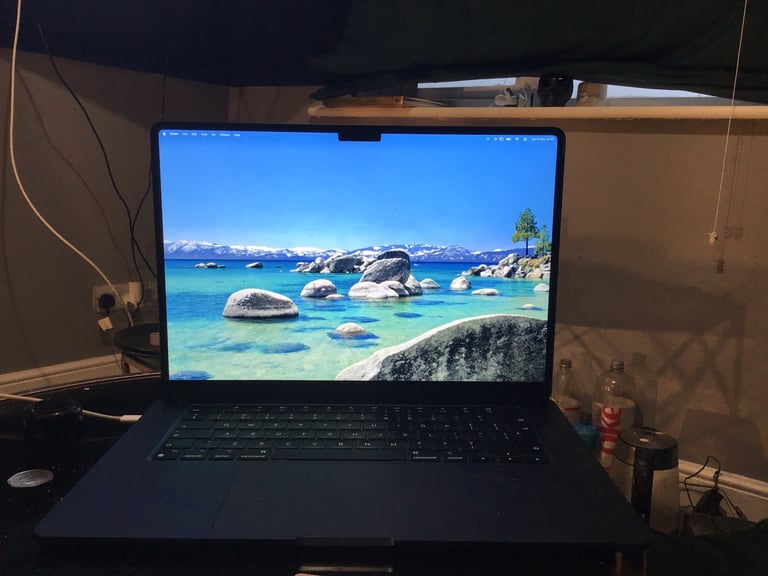 image for MacBook Air 15-inch M3 (Midnight, 2024) - Excellent Condition, 256gb SSD / 16GB / 10-Core