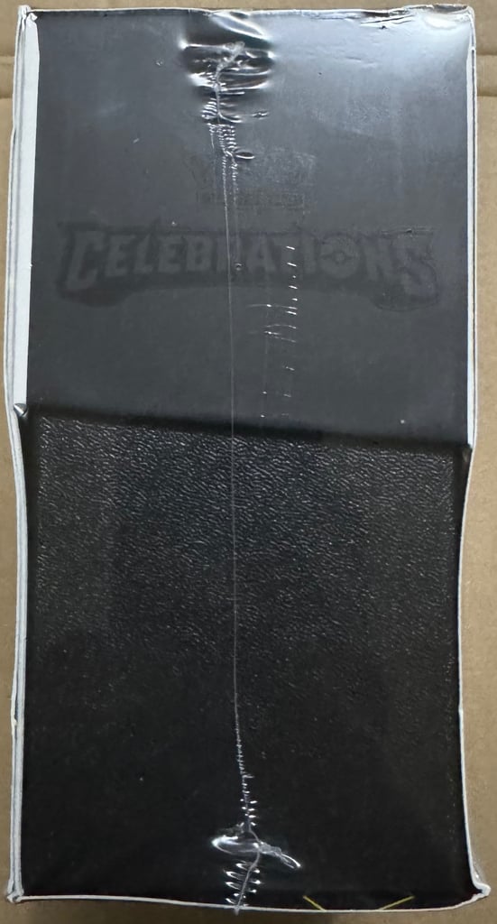 Pokemon Celebrations Elite Trainer Box