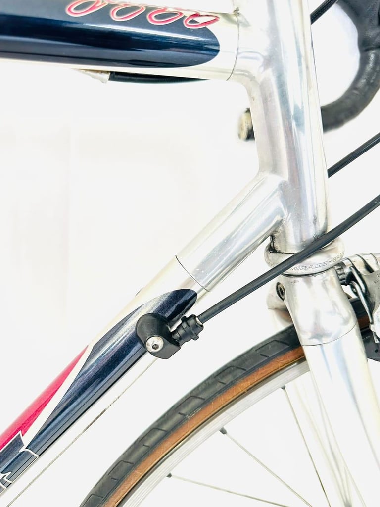 VITUS SEVEN Size/54 cm 12 Speed Shimano 105 Groupset Road Bike