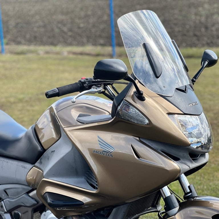 2007 Honda Deauville NT700 ABS Full Luggage Budget Bike MOT & HPI FAST DELIVERY