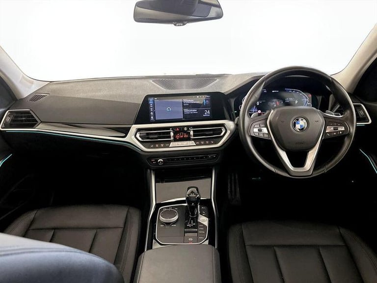 2019 BMW 3 Series 2.0 330e 12kWh SE Pro Auto Euro 6 (s/s) 4dr Automatic Saloon Hybrid Automatic