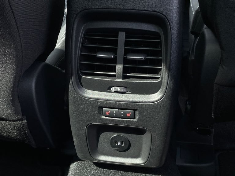  Ford Kuga 2.5 Duratec 14.4kwh Titanium Suv 5dr Petrol Plug In Hybrid CVT Euro