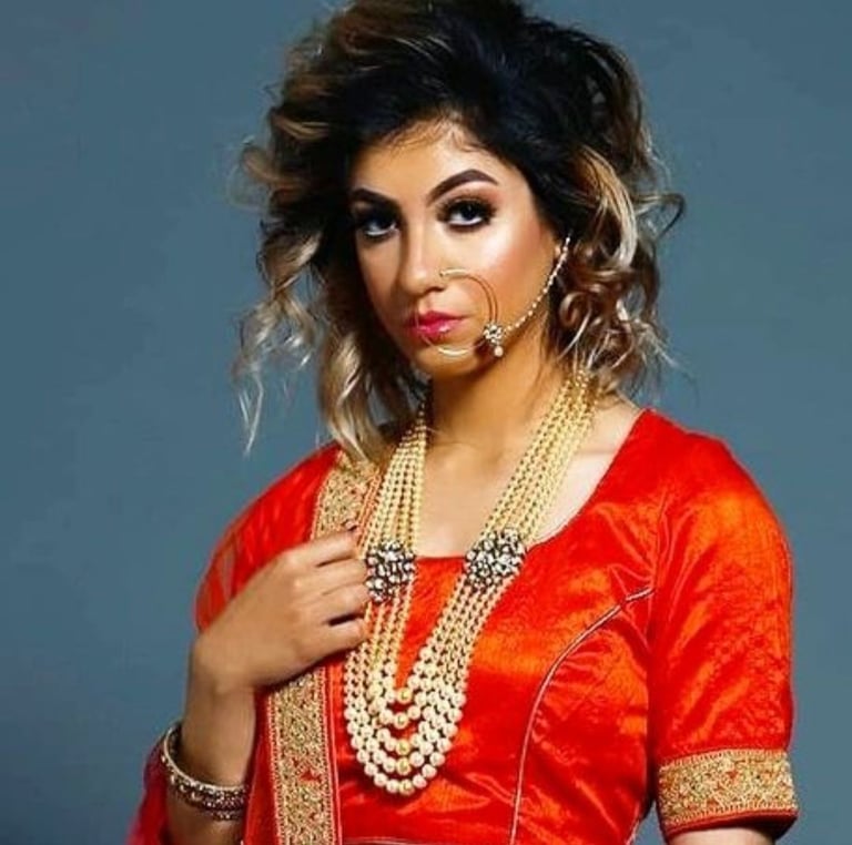 Halloween, Party & Wedding Hair & Make Up Artist 