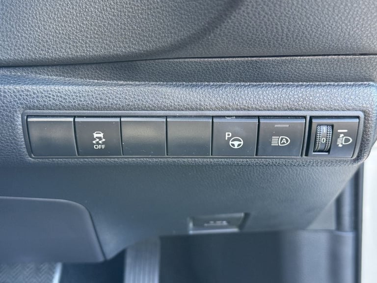 2021 Toyota Corolla 1.8 VVT-h GPF Icon Tech Hatchback 5dr Petrol Hybrid CVT Euro 6 (s/s) (122 p H...