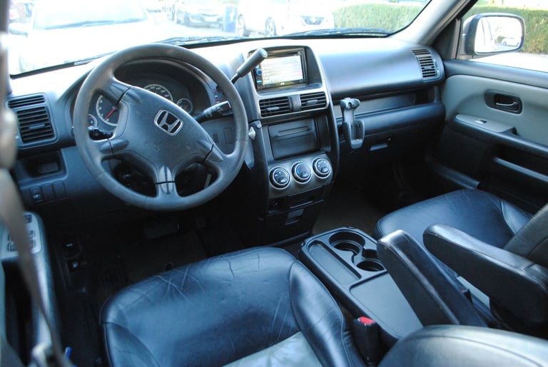 LHD/LEFT HAND DRIVE HONDA CR-V 2003 4X4,AUTOMATIC,SAT-NAV,FULL LEATHER,EXCELLENT CONDITION