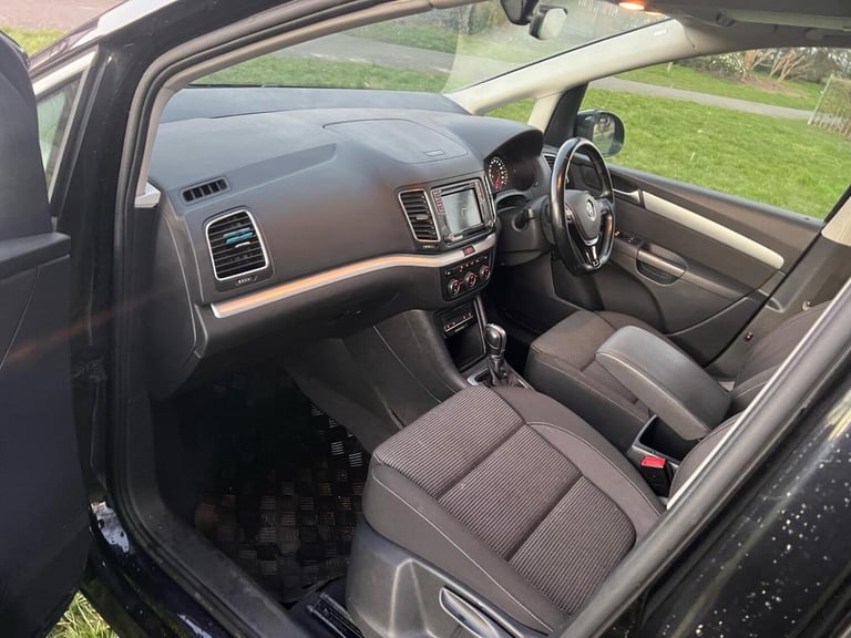 VOLKSWAGEN SHARAN 2.0 TDI BlueMotion Tech SE Nav 2016