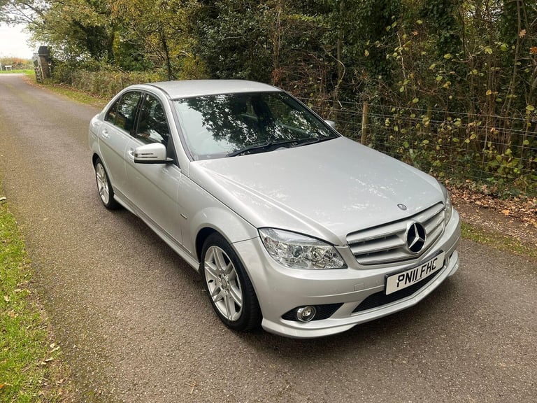 2011 Mercedes-Benz C Class 2.1 C220 CDI BlueEfficiency Sport Auto Euro 5 4dr SALOON Diesel Automatic