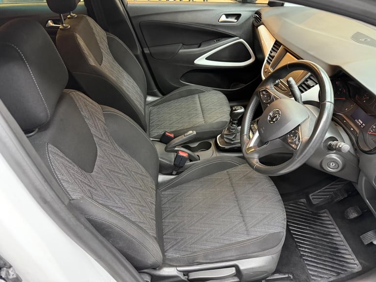 2020 Vauxhall Crossland X 1.5 Turbo D Griffin Euro 6 (s/s) 5dr HATCHBACK Diesel Manual
