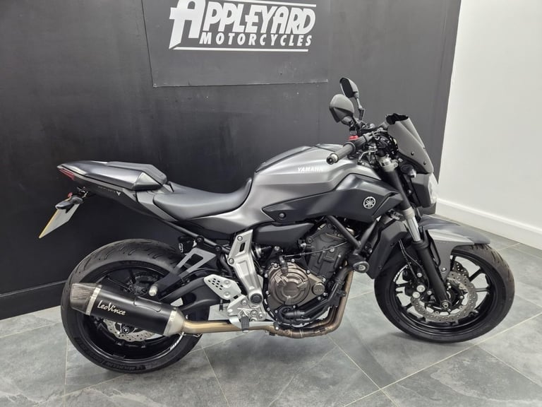 YAMAHA MT07