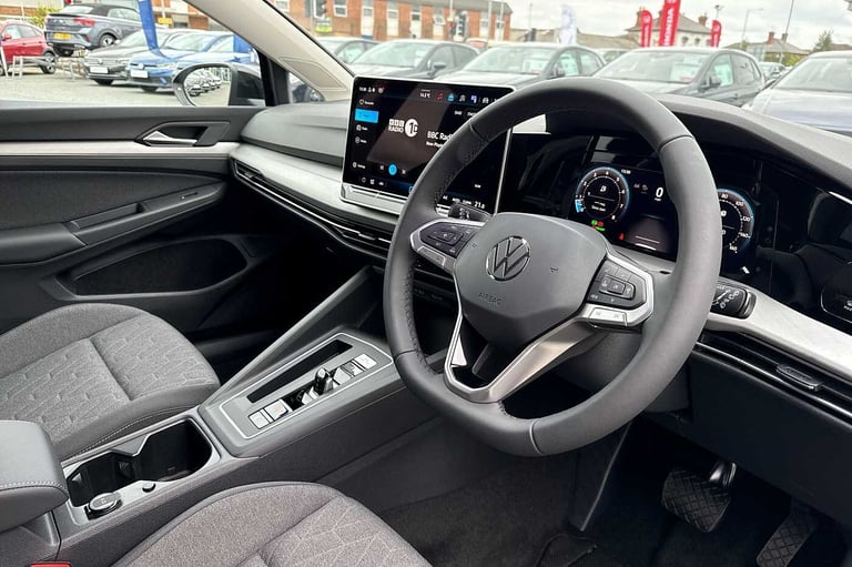 2025 Volkswagen Golf 1.5 eTSI 150 Match 5dr DSG Hatchback Petrol Automatic