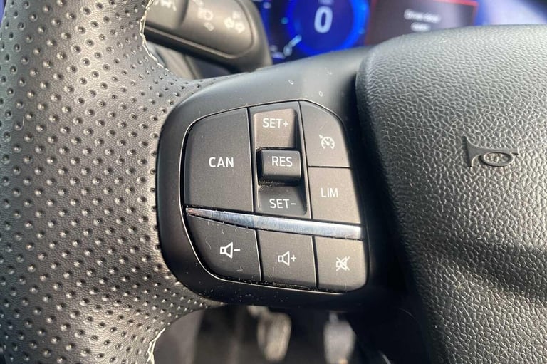 2022 Ford Puma 1.0 EcoBoost Hybrid mHEV ST-Line Vignale 5dr HATCHBACK Petrol/Electric Hybrid Manual