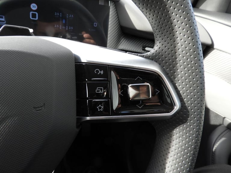 2025 MG MG S5 49kWh SE SUV 5dr Electric Auto (170 ps) HATCHBACK Electric Automatic