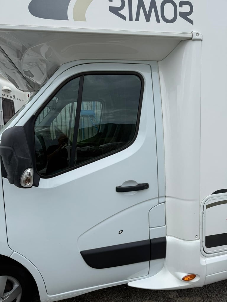 2016 - Rimor Katamarano 9  64,000 Miles - 7 Berth / 7 Belts Automatic