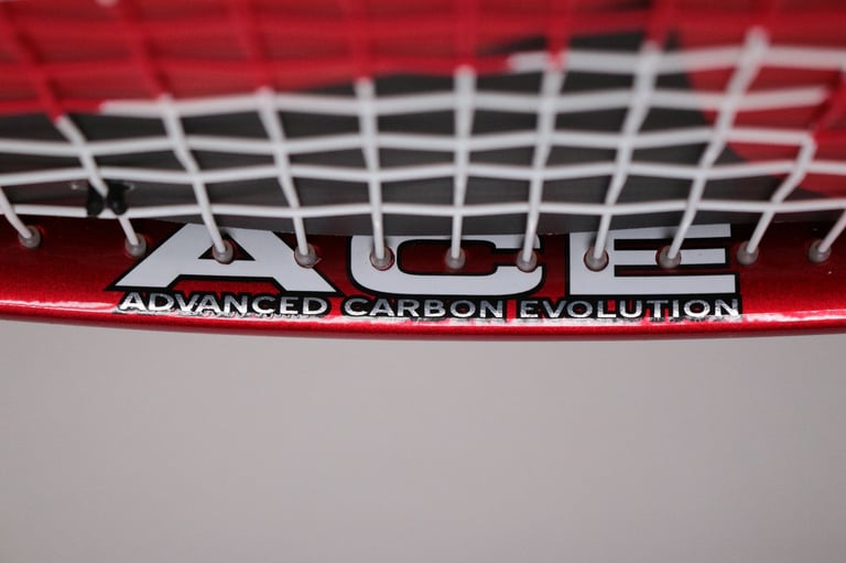 Bancroft tennis racquet for junior carbon frame SL0 never used 26 inch 227g