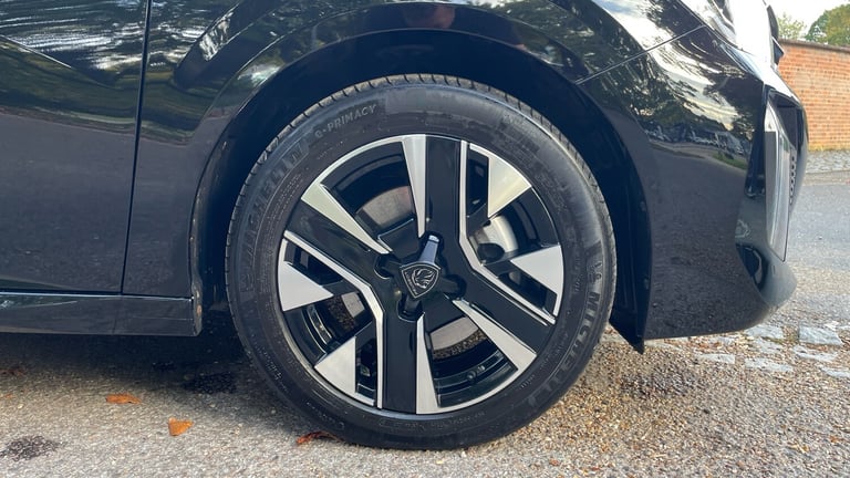 2024 Peugeot 208 1.2 PureTech Allure Hatchback 5dr Petrol Manual Euro 6 (s/s) (100 ps) Hatchback ...