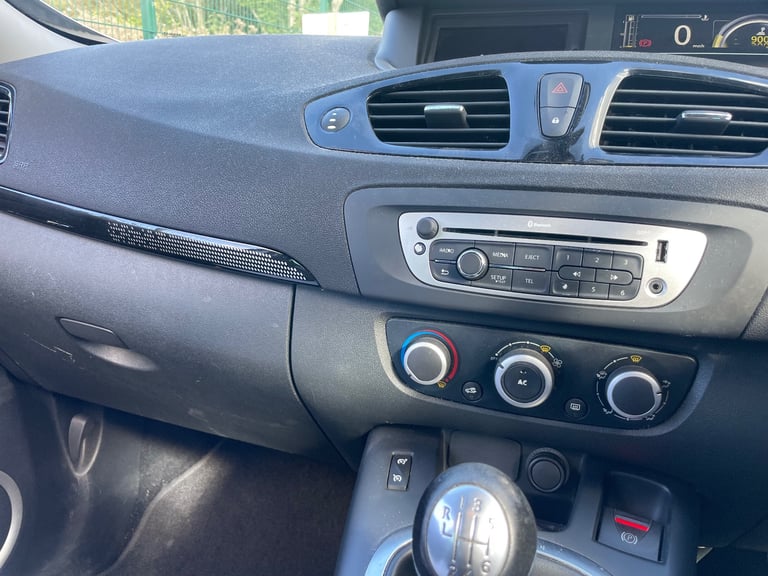 RENAULT SCENIC 1.5 DCI DYNAMIQUE TOM TOM 62 REG 5 DOOR MPV MOT DECEMBER 19TH TAX £35 60+MPG